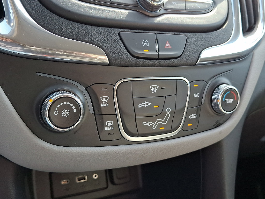 Used 2023 Chevrolet Equinox LS w/ LPO, Floor Liner Package AWD/4WD image 18