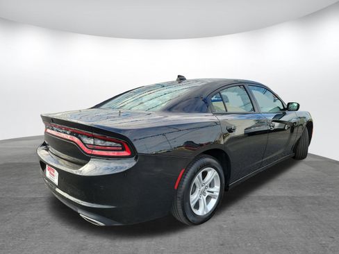 Used 2023 Dodge Charger SXT image 5