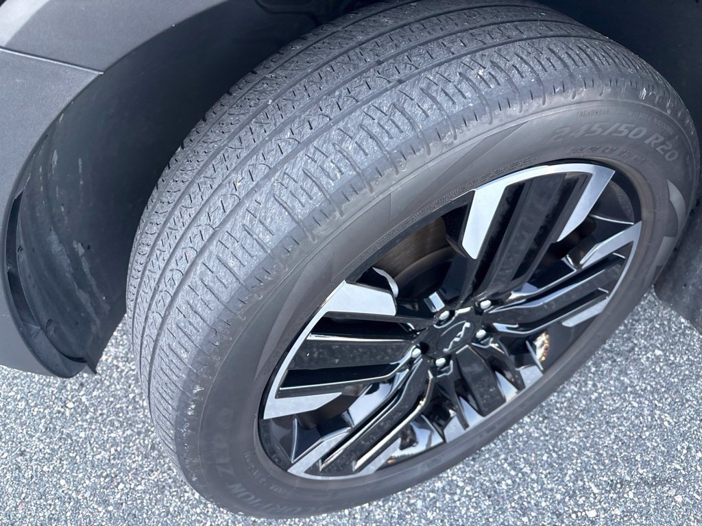 Used 2023 Kia Telluride SX FWD image 2