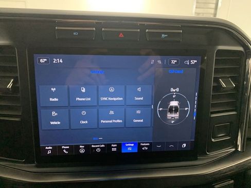 Used 2024 Ford F250 Lariat w/ Black Appearance Package AWD/4WD image 53
