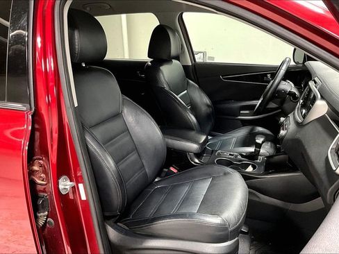 Used 2019 Kia Sorento EX image 10