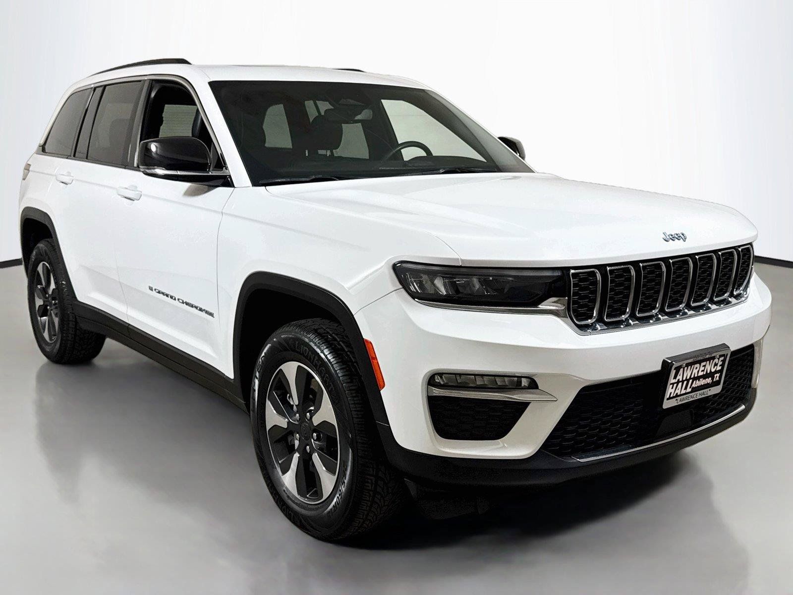 Used 2024 Jeep Grand Cherokee Limited 4xe AWD/4WD image 3