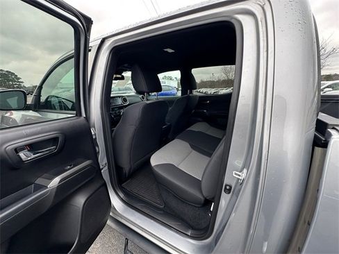 Used 2021 Toyota Tacoma SR5 image 18
