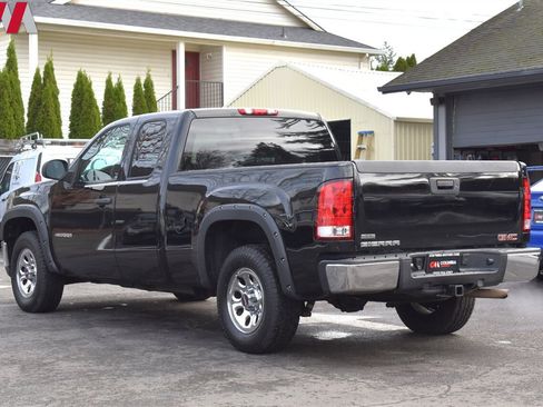 Used 2011 GMC Sierra 1500 SL image 2