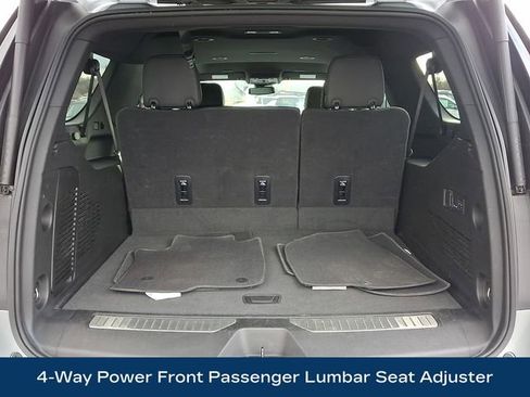 Used 2025 GMC Yukon XL AT4 w/ LPO, Get Active Package image 31