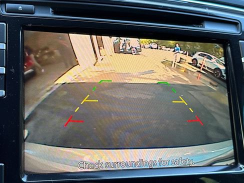 Used 2022 Nissan Maxima SV w/ Floor Mat Group FWD image 22