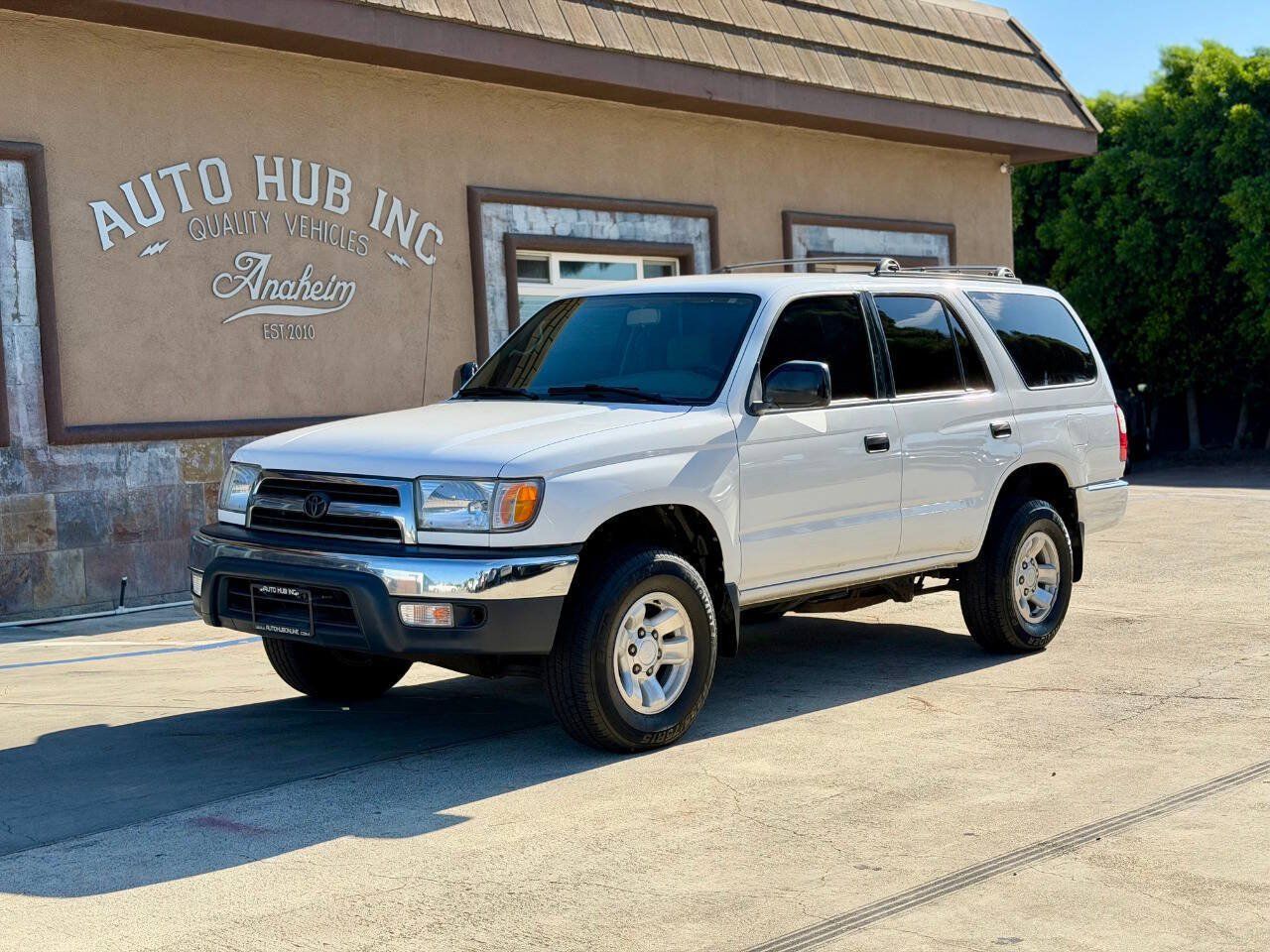 Used 2000 Toyota 4Runner 2WD w/ Upgrade Value Pkg 1 image 1