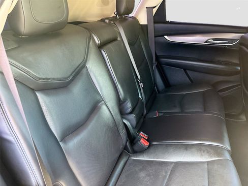 Used 2017 Cadillac XT5 Premium Luxury w/ Driver Assist Package image 30