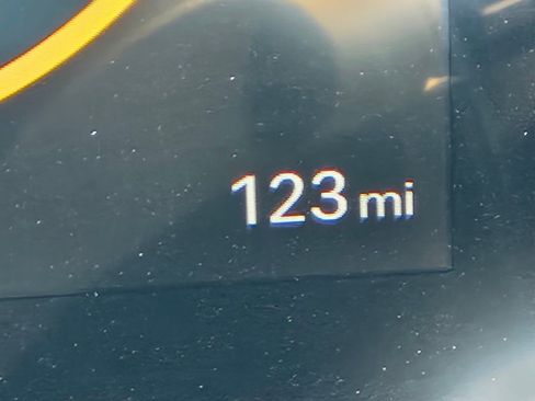 Used 2025 Hyundai Santa Fe Calligraphy image 32