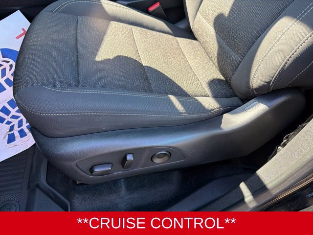 Used 2025 Chevrolet Traverse LT w/ Midnight/Sport Edition FWD image 9