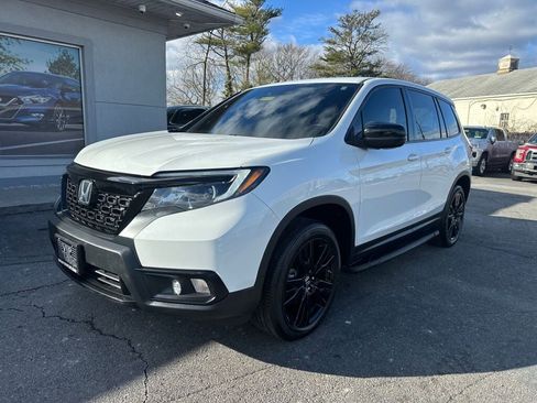 Used 2020 Honda Passport Sport image 3