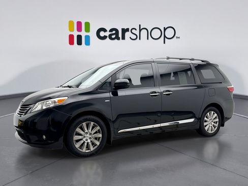 Used 2017 Toyota Sienna XLE Premium w/ Protection Package AWD/4WD image 1