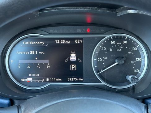 Used 2024 Nissan Versa SV w/ Trunk Package FWD image 20