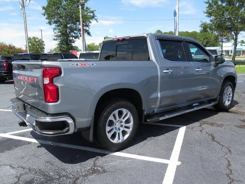 Used 2024 Chevrolet Silverado 1500 LTZ w/ Technology Package AWD/4WD image 3