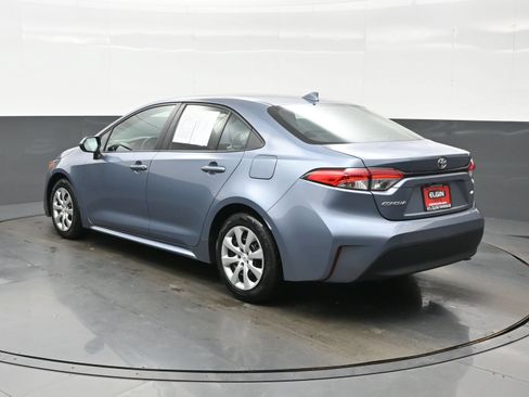 Used 2024 Toyota Corolla LE FWD image 4