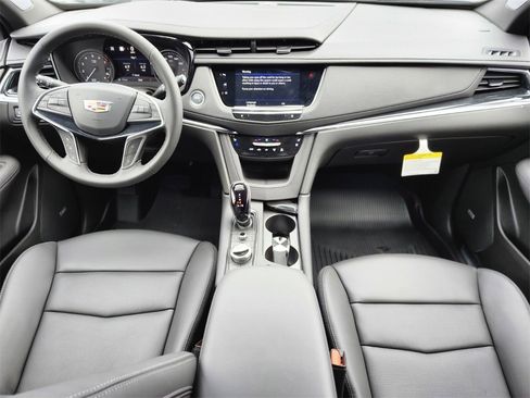 New 2025 Cadillac XT5 Premium Luxury w/ Technology Package image 10