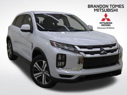 New 2025 Mitsubishi Outlander Sport ES