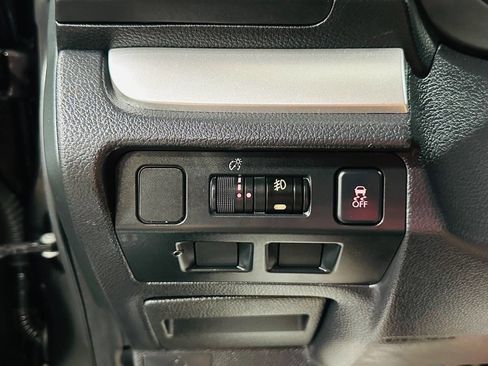 Used 2016 Subaru Impreza 2.0i image 12