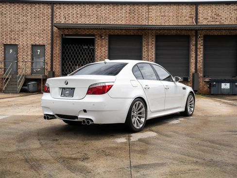 Used 2008 BMW M5 RWD image 8