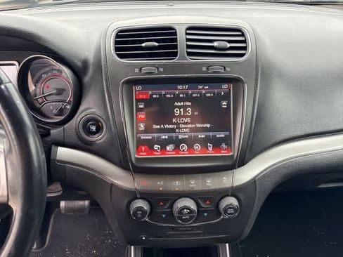 Used 2015 Dodge Journey Crossroad w/ Flexible Seating Group image 18