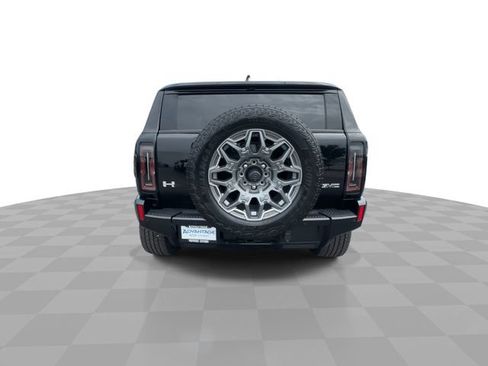 Certified 2025 GMC Hummer EV 3X AWD/4WD image 7