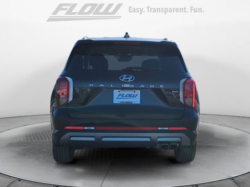 Certified 2025 Hyundai Palisade SEL image 8