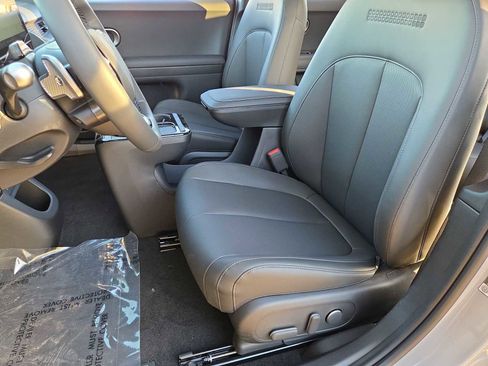 New 2026 Hyundai Ioniq 5 SEL image 17