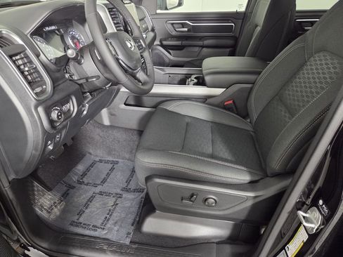 New 2026 RAM 1500 Big Horn AWD/4WD image 11