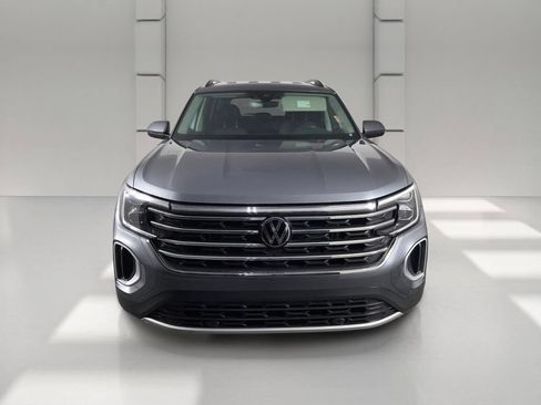 Used 2024 Volkswagen Atlas SE FWD image 3