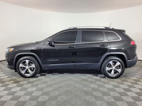 Used 2019 Jeep Cherokee Limited image 6