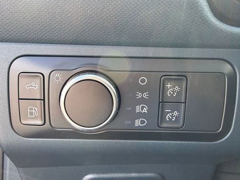 New 2026 Ford Maverick XL AWD/4WD image 12