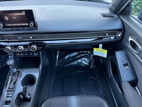 Certified 2025 Honda Civic Sport image 27