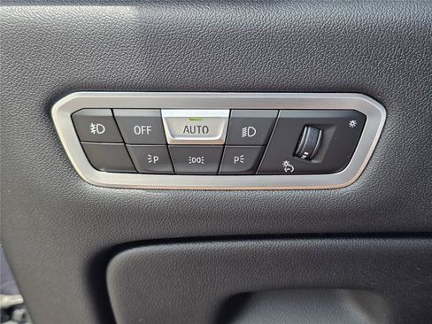 Used 2019 BMW X5 xDrive40i w/ Luxury Seating Package AWD/4WD image 42