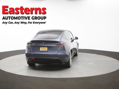 Used 2020 Tesla Model Y Long Range AWD/4WD image 34