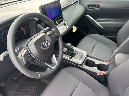 New 2026 Toyota Corolla Cross LE image 9
