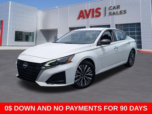 Used 2025 Nissan Altima 2.5 SV FWD image 1