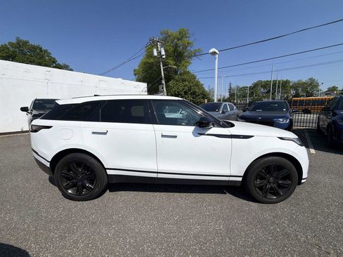 Used 2022 Land Rover Range Rover Velar S AWD/4WD image 4