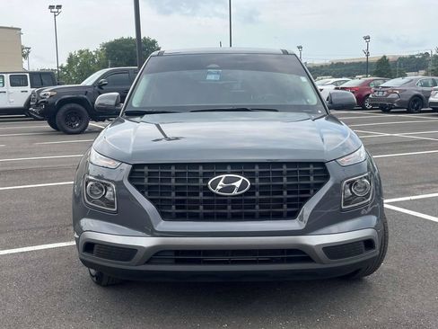 Certified 2026 Hyundai Venue SE FWD image 8