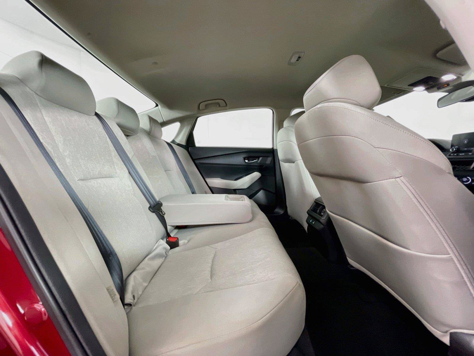 Certified 2025 Honda Accord LX image 28