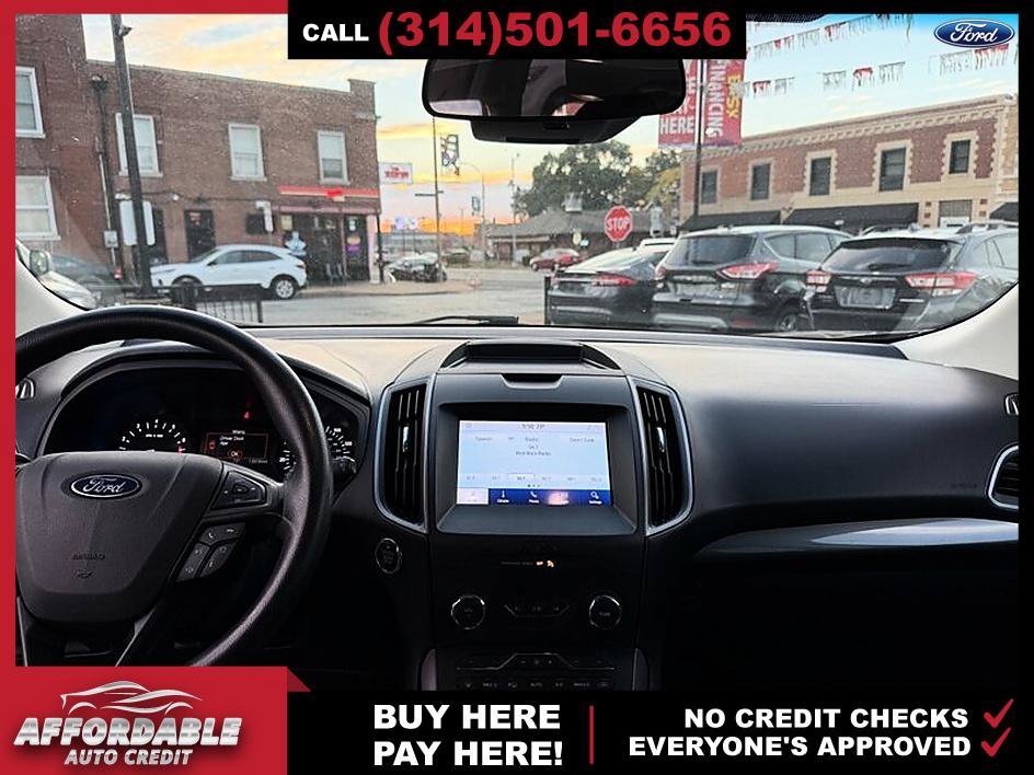 Used 2020 Ford Edge SE FWD image 12