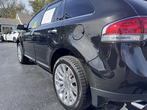 Used 2013 Lincoln MKX Base AWD 4dr SUV image 15