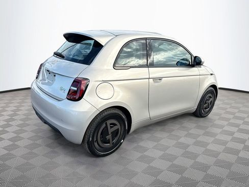 New 2025 FIAT 500 e image 5