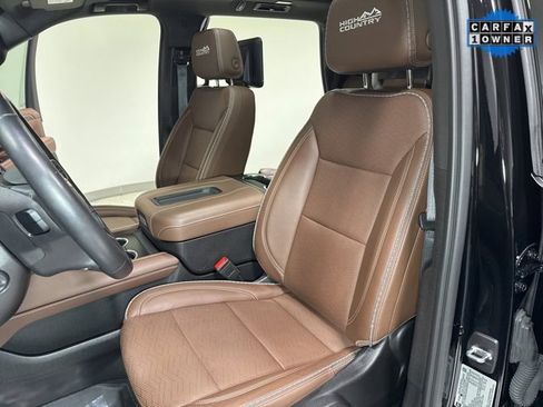 Used 2023 Chevrolet Tahoe High Country image 16