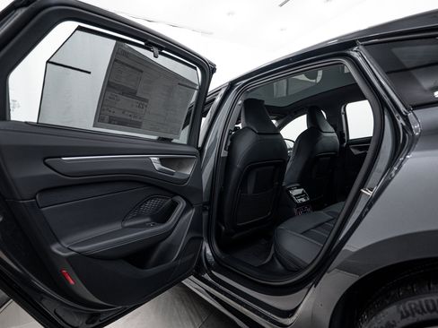 New 2026 Audi A6 Prestige image 17