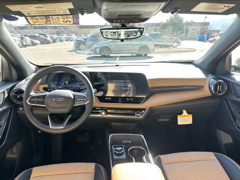 New 2026 Chevrolet Equinox ACTIV w/ Convenience Package III image 41