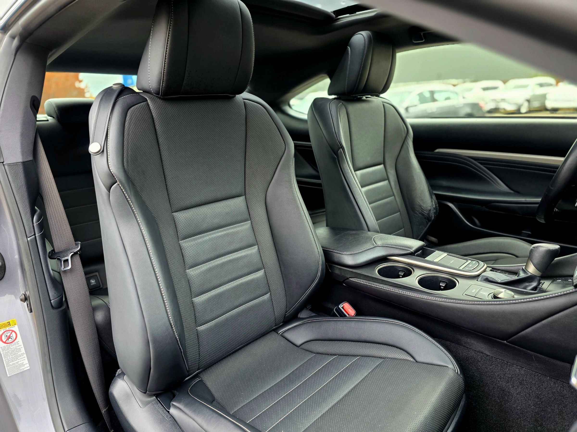 Used 2016 Lexus RC 200t RWD image 29