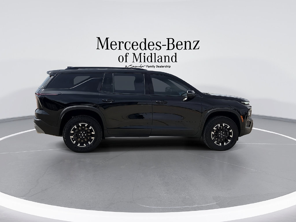 Used 2026 Chevrolet Traverse Z71 AWD/4WD image 9