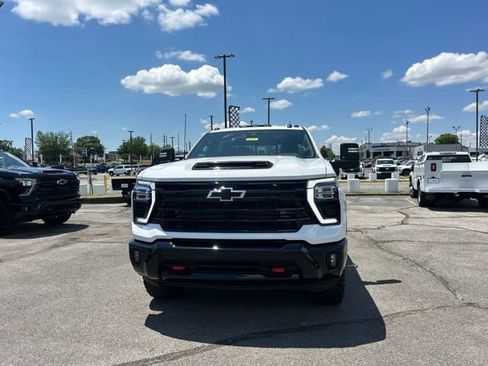 New 2026 Chevrolet Silverado 2500 LT w/ Trail Boss Package AWD/4WD image 8