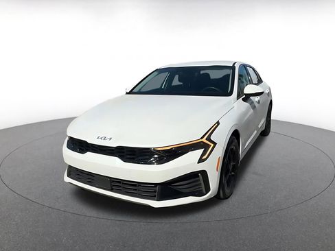 Used 2025 Kia K5 LXS image 7
