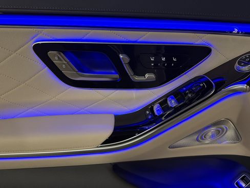 New 2026 Mercedes-Benz S 580e 4MATIC Sedan image 10